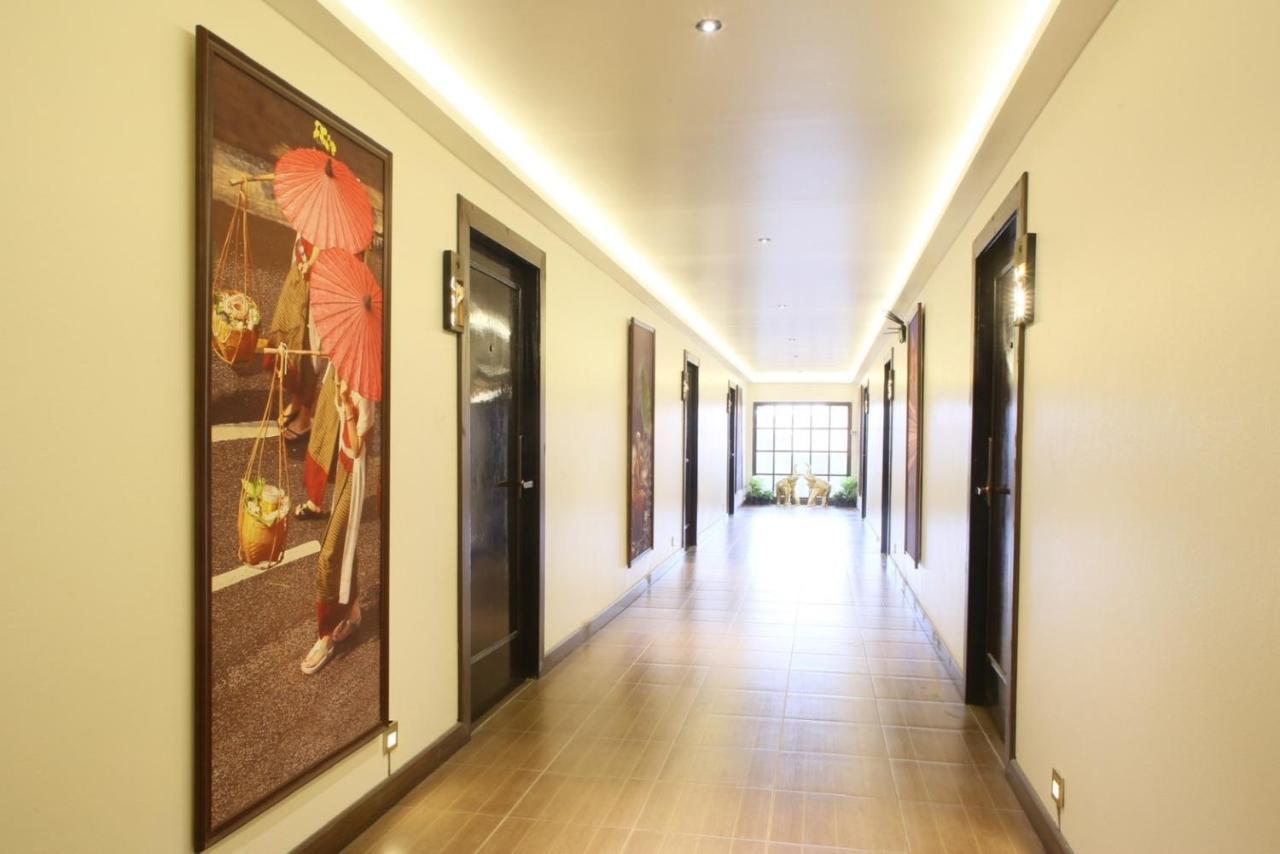 Thapaeplacehotel Chiang Mai Exterior foto