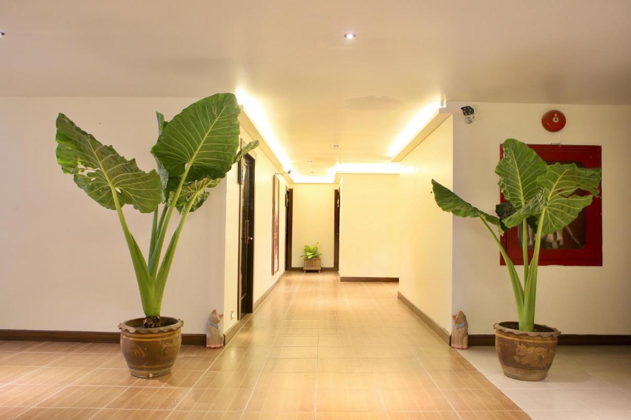 Thapaeplacehotel Chiang Mai Exterior foto