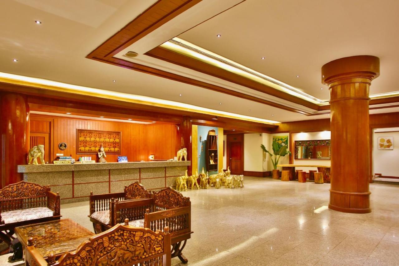 Thapaeplacehotel Chiang Mai Exterior foto